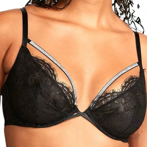 Victoria’s Secret Very Sexy Shine Strappy Unlined Lace Low-Cut Demi Bra Size 32D