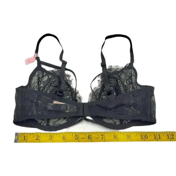 Victoria’s Secret Very Sexy Shine Strappy Unlined Lace Low-Cut Demi Bra Size 32D